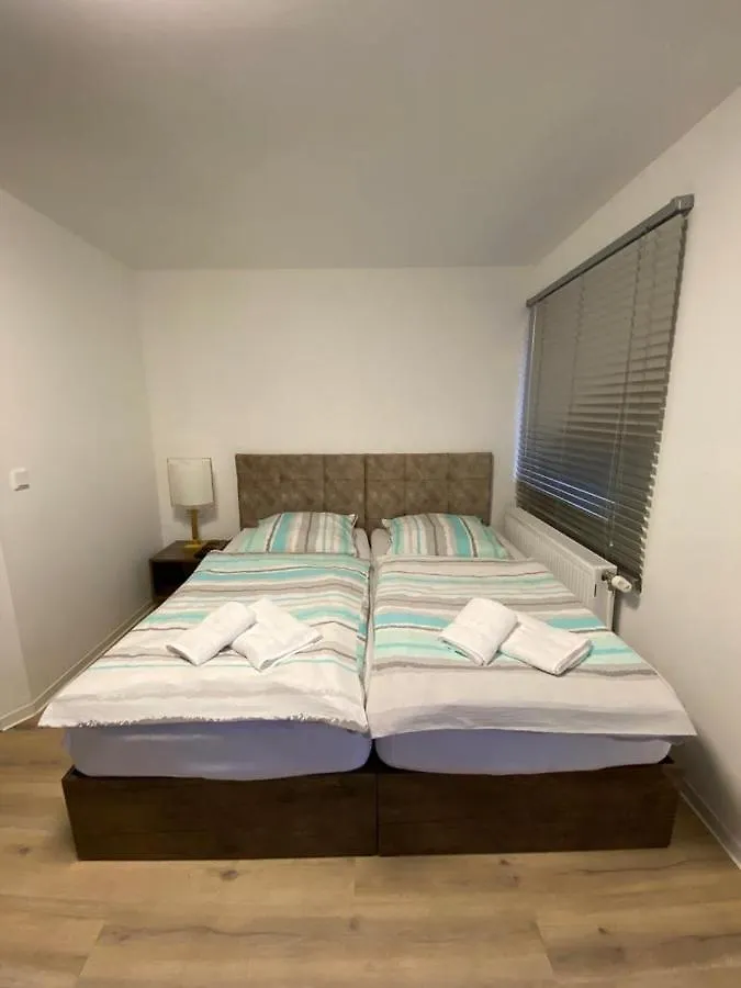 Vendégház Ado Pension Wedel